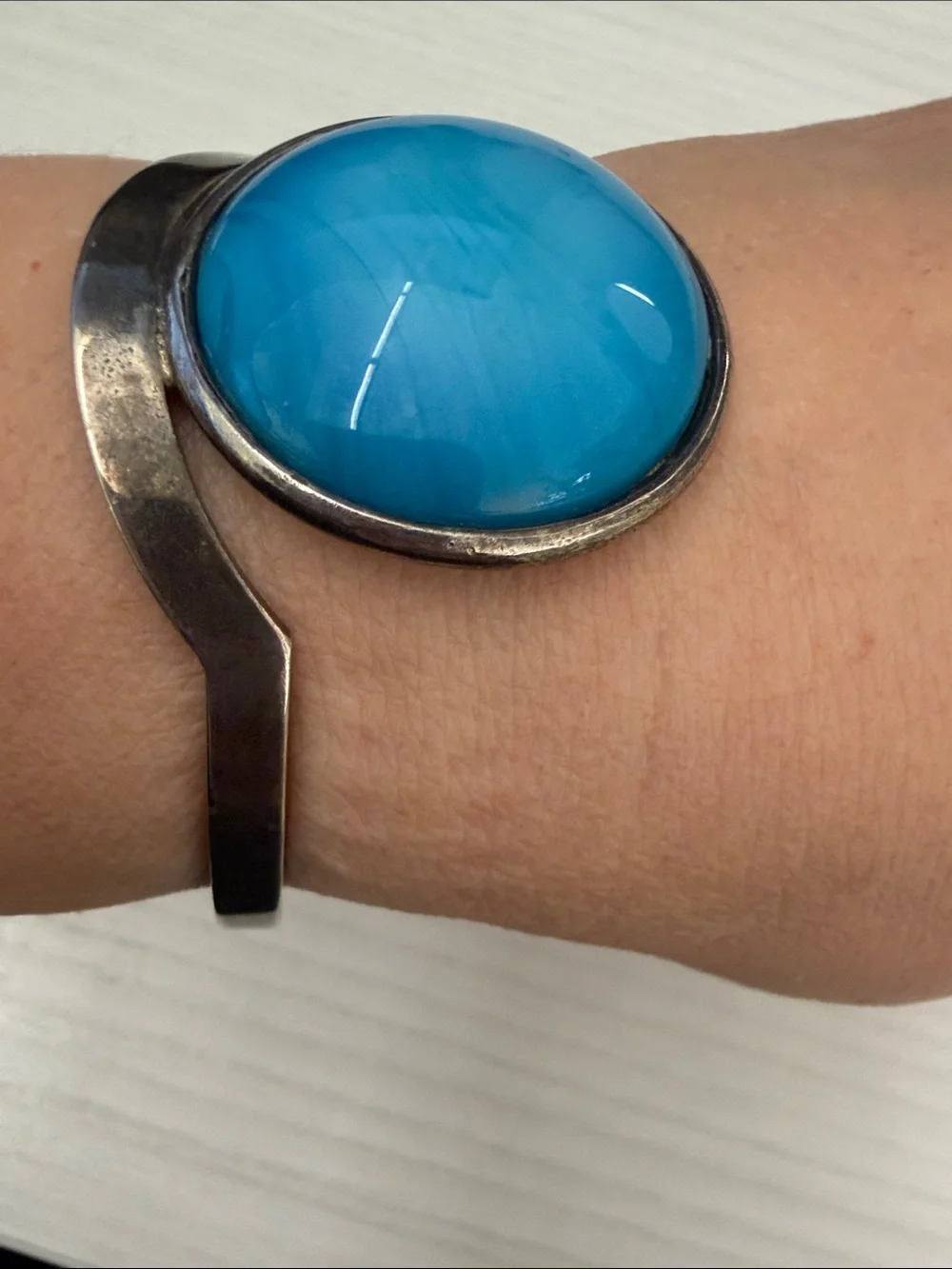 Unbranded Blue Fashion Wrist Cuff with Round Accent